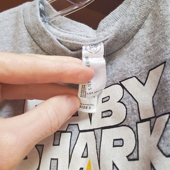 Daddy Shark & Baby Shark matching shirts Lg/Sz 3 - Picture 2 of 8